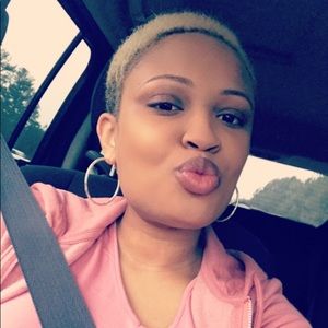 Meet your Posher, Larhonda